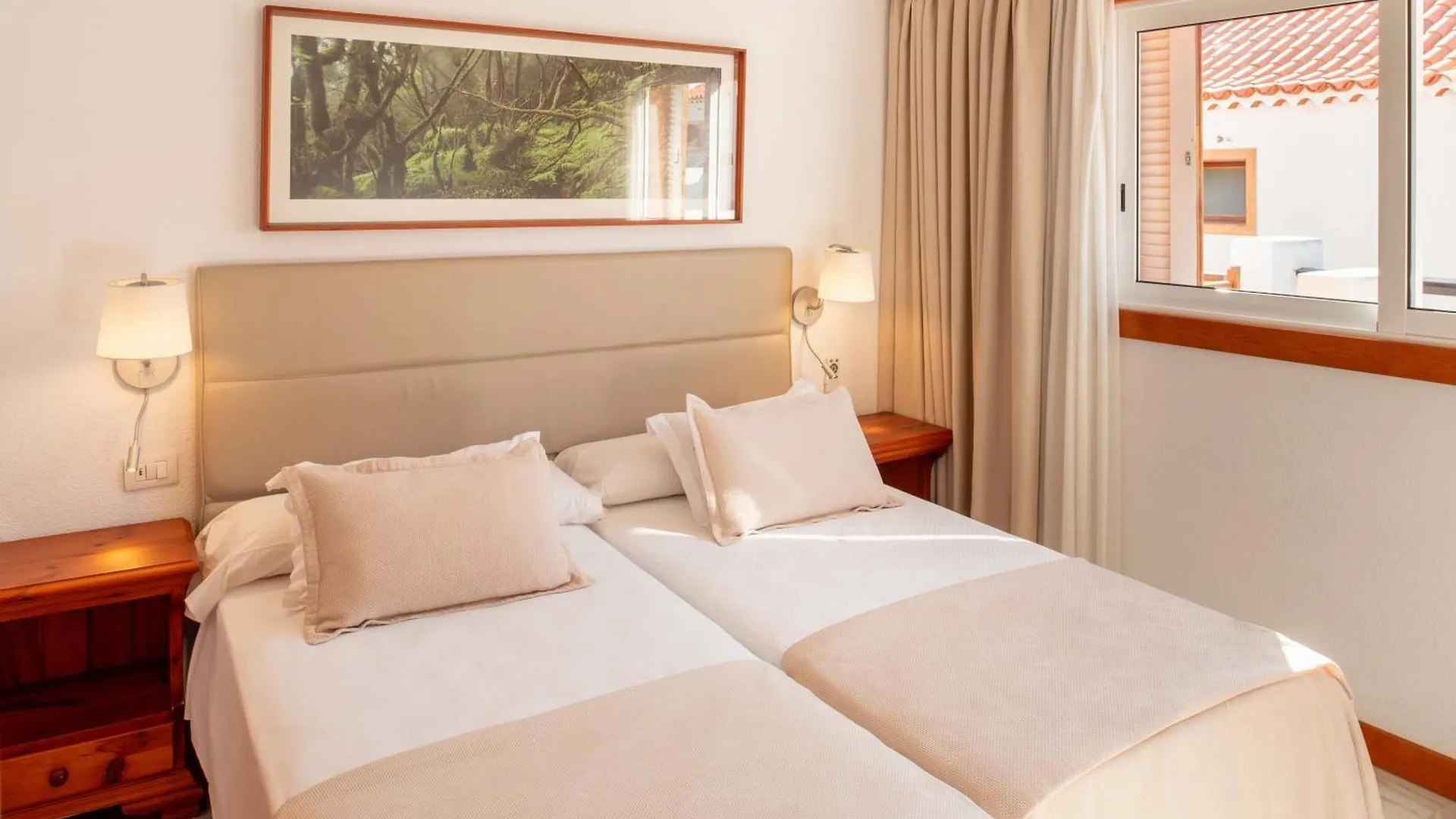 Parque Santiago III Official Aparthotel Playa de las Americas