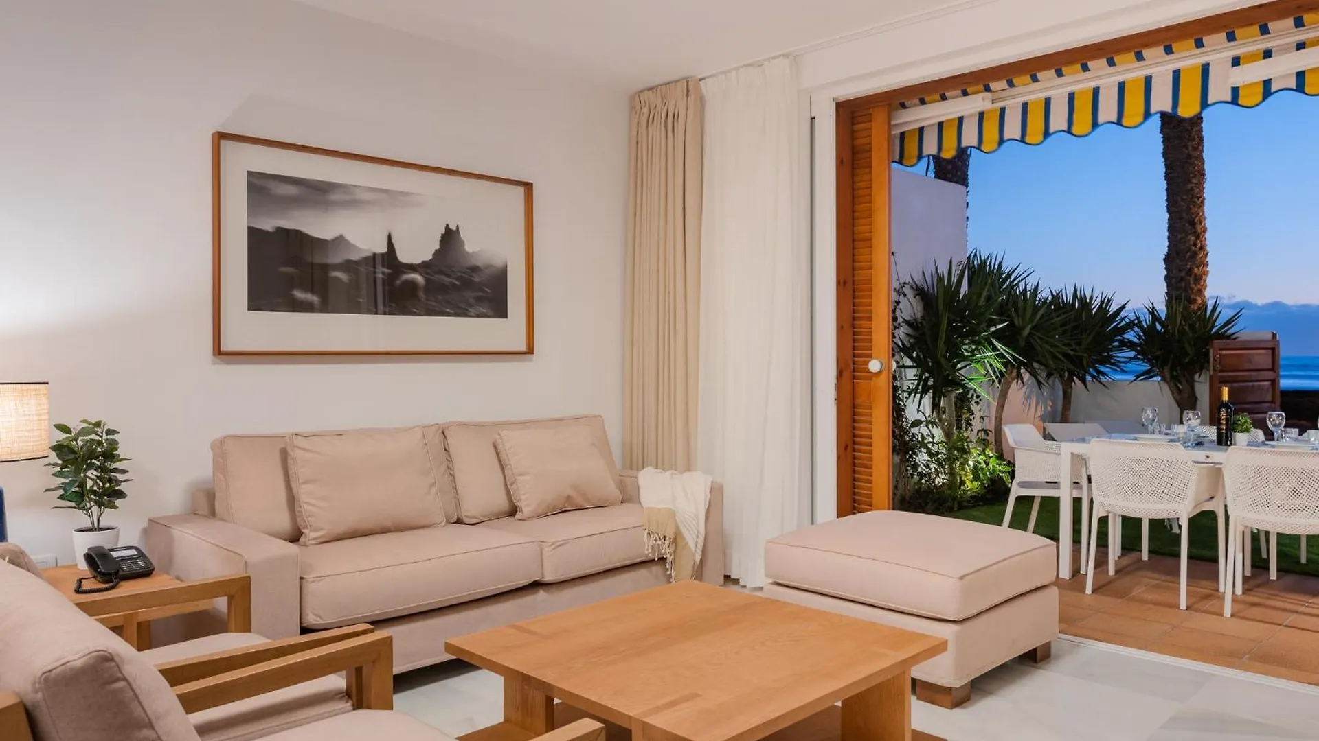 Aparthotel Parque Santiago III Official Playa de las Américas