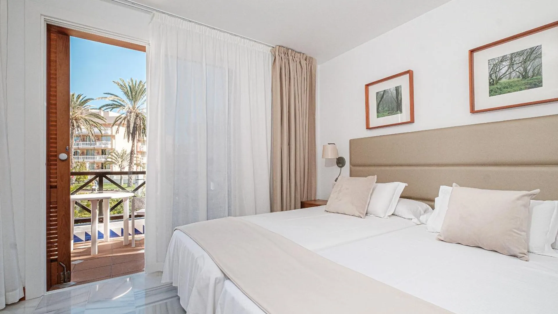 ***  Parque Santiago III Official Aparthotel Playa de las Americas  Spain